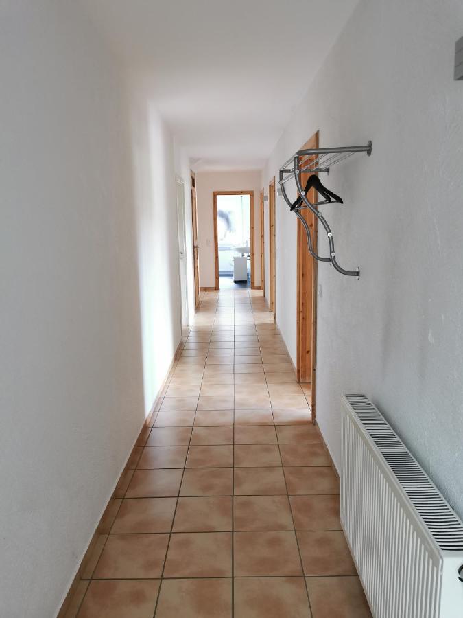 Gemuetliche 90 Qm Wohnung In Saarburg, Zentral Gelegen, Garten Mit Aussicht, Separater Eingang Esterno foto