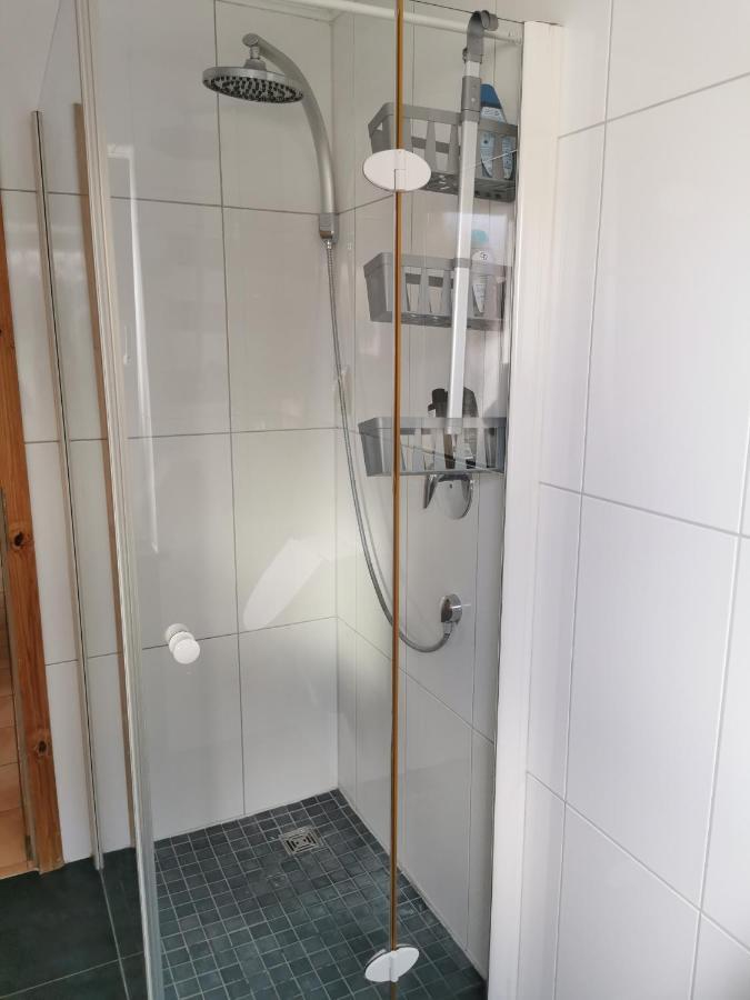 Gemuetliche 90 Qm Wohnung In Saarburg, Zentral Gelegen, Garten Mit Aussicht, Separater Eingang Esterno foto